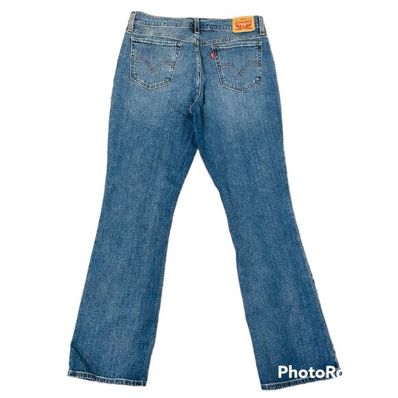 Levi's Women’s Relaxed Boot Cut Jeans Size 29 - Picture 3 of 11